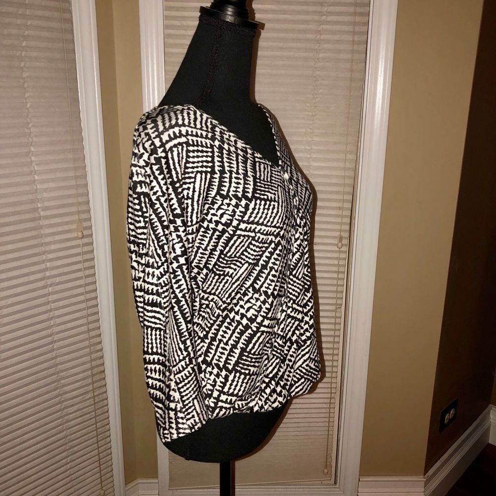 Bebe blouse - Picture 3 of 7